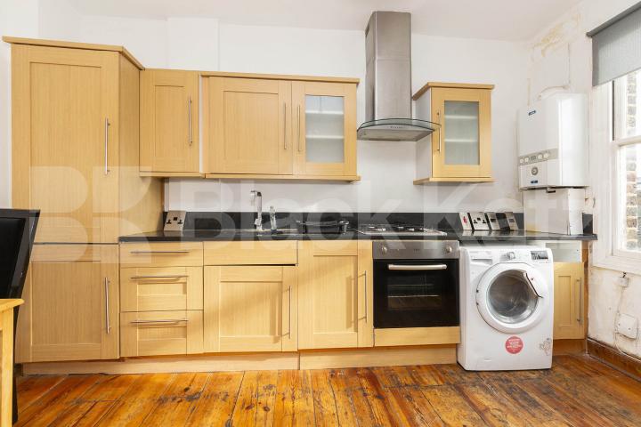 Spacious three double bedroom in a great location Davenant Road, Archway